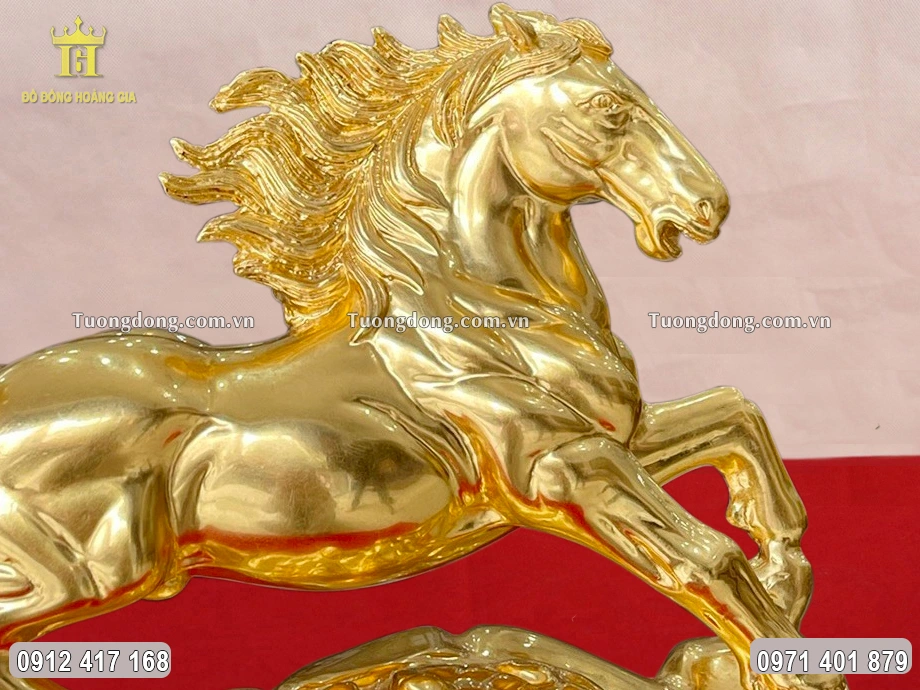 Hình ảnh phần đầu của linh vật ngựa